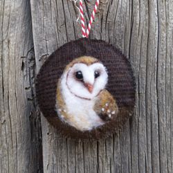 barn owl felt christmas ornament, needle felted owl