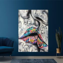 kiss graffiti canvas painting, kissing couple canvas painting, graffiti lips canvas painting