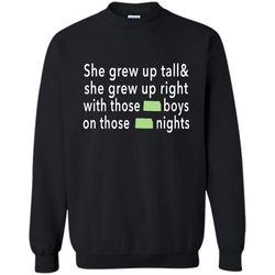 she grew up on those kansas nights &8211 gildan crewneck sweatshirt