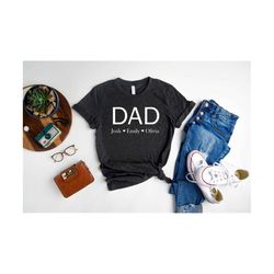 personalized dad shirt, dad shirt with kids name, gift for daddy, father's day shirt, papa graphic tee