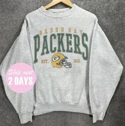 vintage green bay football sweatshirt, retro nfl green bay football shirt, retro 90s vintage style nfl crewneck trendy,