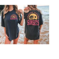 forever chasing sunsets svg png retro summer svg retro beach svg tropical png summer shirt svg aesthetic summer sublimat