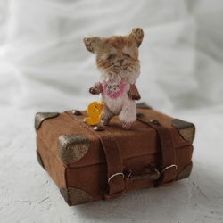 miniature joint teddy cat with a trunk 2.17"(5.5 cm)