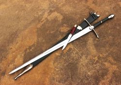 lord of the ring strider swords carried by strider the ranger black edition