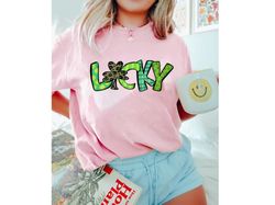 retro lucky shirt png, retro st patricks day shirt png, lucky shirt png, st patricks day shirt png, cute st pattys shirt