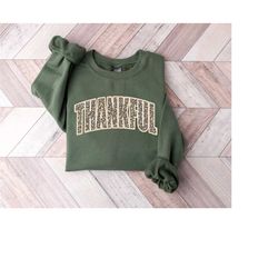 thankful leopard sweatshirt, thanksgiving sweatshirt, retro thanksgiving shirt, thanksgiving gifts, thanksgiving crewnec