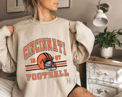 cincinnati football sweatshirt, vintage bengal shirt, america football t-shirt, game day pullover, bengal 90s style tee