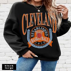 black vintage cleveland cavaliers crewneck  retro unisex football sweatshirt