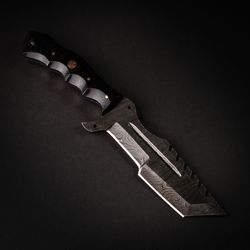 custom hand forged damascus steel hunting survival tracker knife with leather sheath