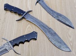 BEAUTIFUL CUSTOM HANDMADE DAMASCUS STEEL HUNTING KUKRI KNIFE MICARTA HANDLE.