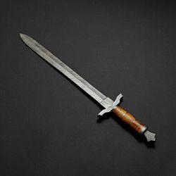 beautiful custom handmade damascus steel hunting sword with sheath