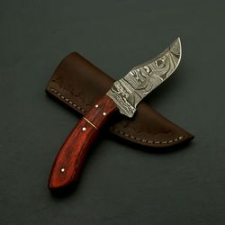 custom hand forged damascus custom pakka wood skinning hunting camping knife