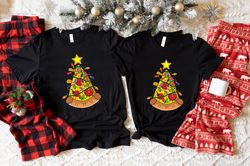christmas pizza shirt, pizza christmas tree t-shirt, holiday dinner tees, pizza lovers christmas outfits, pizza lover gr