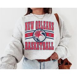 new orleans pelican, vintage new orleans pelican sweatshirt \ t-shirt, pelicans sweater, pelicans tshirt, basketball fan