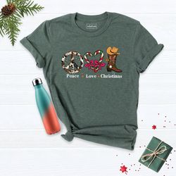 womens christmas shirt, peace love christmas tee, holiday t-shirt, christmas family shirt, christmas lover shirt, xmas s