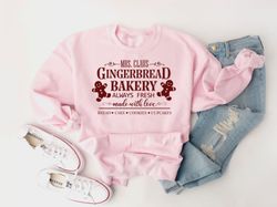 christmas sweatshirt, mrs claus gingerbread bakery, holiday crewneck, christmas sweatshirt, womens christmas shirts, hol