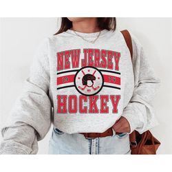 sweatshirt \ t-shirt, new jersey devil sweater, devils t-shirt, hockey fan shirt, retro new jersey ice hockey