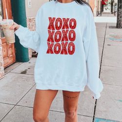 valentines day xoxo womens crew sweatshirt