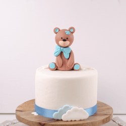 fondant teddy bear cake topper