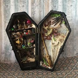 gothic roombox, miniature coffin, potion closet, bookshelf box, 1:12, diorama,creepy decor, horror, dark art, halloween