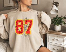 karma 87 sweatshirt karma is the guy on the chiefs shirt in my chiefs era sweatshirt taylor and travis nfl football fan