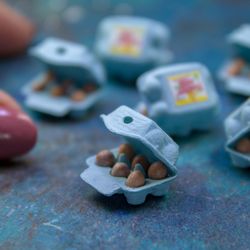 miniature eggs in a box for dollhouse kitchen decoration | miniature food | dollhouse miniatures