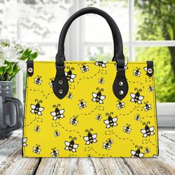 bee handbag, yellow leather bee bag, honeybee design purse, yellow bee purse, bee themed gift, small bee bag, bee lover