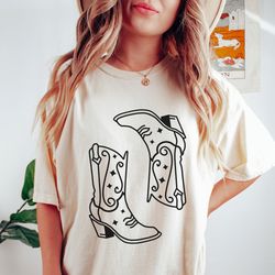 cowgirl boots shirt, country concert tee, western graphic tee for women, oversized graphic tee, cute country shirts, cow