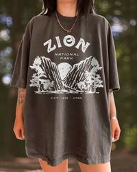 zion national park unisex tee comfort colors oversized t shirt boho hippie clothes vintage travel tshirt hiking shirt ca