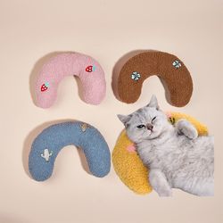 2022 new u-shaped pet winter pillow: comfortable sleep aid for cats & dogs, perfect for cervical spine support & playtim