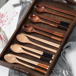 Natural Wood Japanese Tableware Set: Reusable Sushi Chopsticks & Spoon