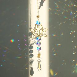 lotus sun catcher crystals: rainbow hanging suncatcher for chakra light - stained glass prism window & outdoor garden de