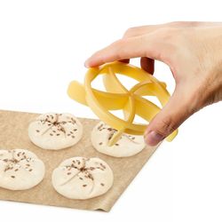 plastic pastry cutter & cookie press for homemade breads, rolls, and desserts