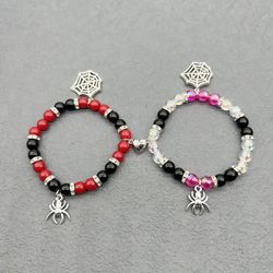 Halloween Spider Couple Bracelets: Magnetic Heart Bangle Set for Men and Women - Festive Jewelry Gifts