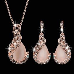 elegant waterdrop rhinestone jewelry set: 3pcs necklace & earrings for women