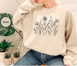 minimalist t-shirts, gifts for women, flowers crewneck sweatshirt, aesthetic tees, floral shirts for women