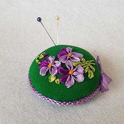 green pincushion pillow ribbon embroidery, round pin keeper , embroidered pin accessory, art 3