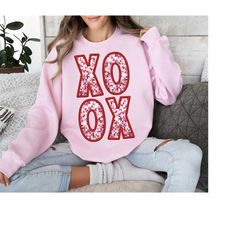 pink xoxo sparkly faux sequins valentines day png, cute valentines day shirt design, trendy valentines day png, sublimat