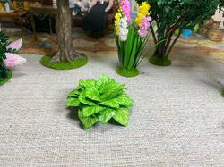 plants for a doll's garden. tutorial.1:12. hostas for the garden.