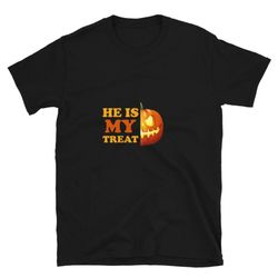 he's my treat halloween couple smile pumpkin candy unisex t-shirt