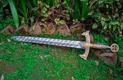 hand forged damascus steel, knights templer long sword with leather sheath