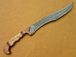 awesome custom handmade. damascus steel hunting short sword with sheath