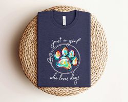 just a girl who loves dogs sweatshirt, dog lover shirt, dog mom hoodie, retro dog sweater, dog mama shirt, gift for her,