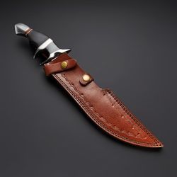 custom handmade damascus steel hunting bowie knife with leather sheath