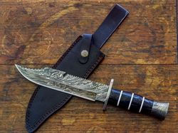 hand forged damascus steel precision-crafted tactical hunting knife, fixed blade bushcraft knife