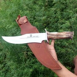 precision-crafted 440 stainless steel, fixed blade bushcraft knife with walnut wood handle.