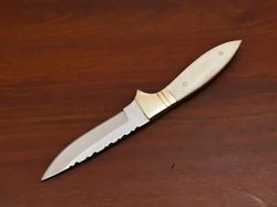 sharp kitchen knife.fixed blade bushcraft knife with leather sheath.