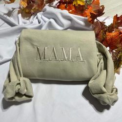 personalized mama embroidered  crewneck mothers day gift,  customizable mama crewneck unique