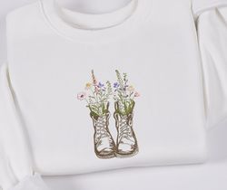 embroidered wildflower boots sweatshirt embroidered, botanic, 61