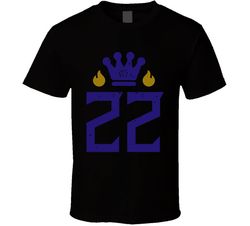 king derrick henry 22 crown baltimore football fan t shirt